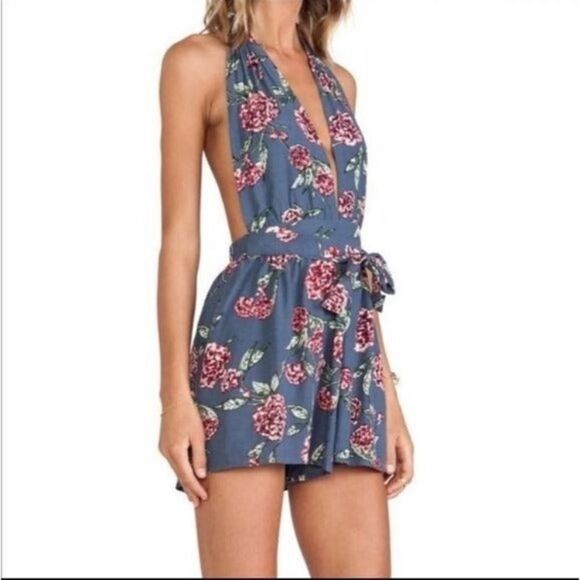 𝅺FAITHFULL the Brand Lovely Playsuit Romper Floral Halter Size Small - Picture 1 of 11